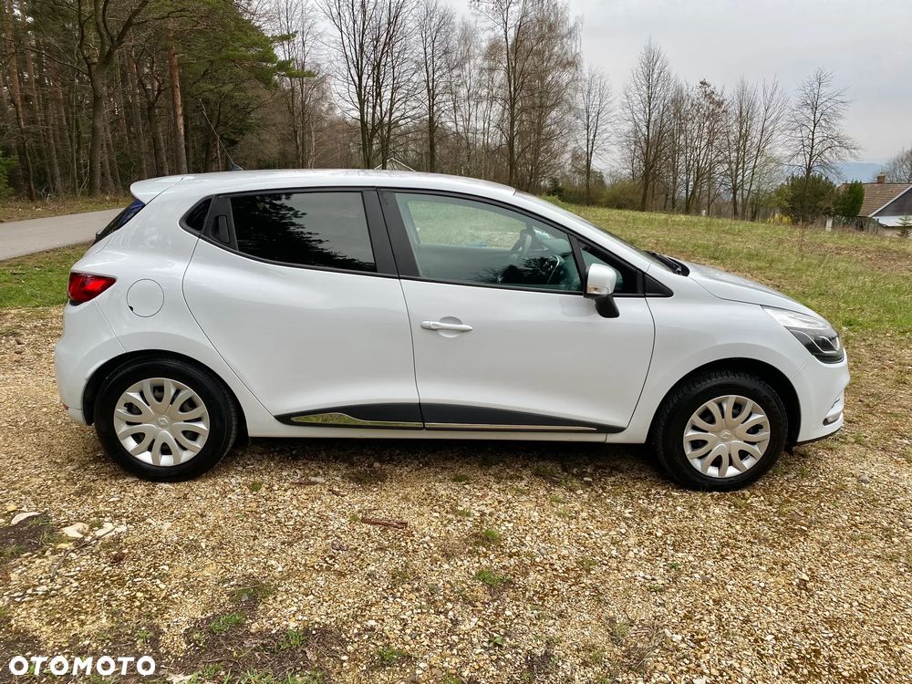 Renault Clio 1.2 16V Alize - 4