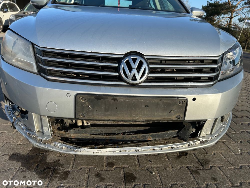 Volkswagen Passat - 17