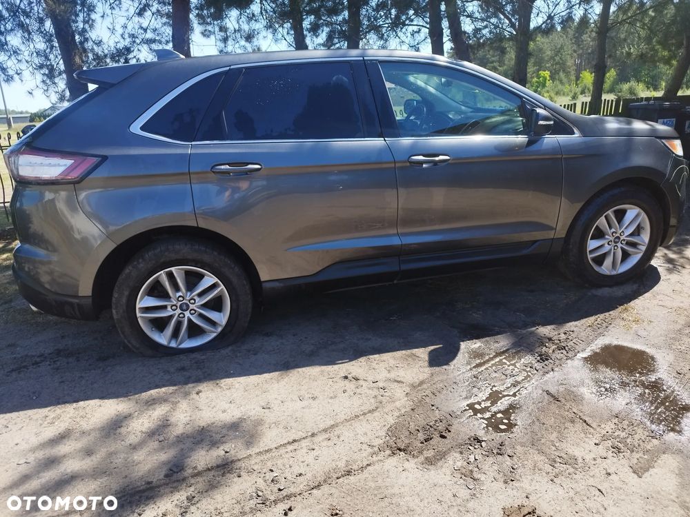 Ford Edge - 3