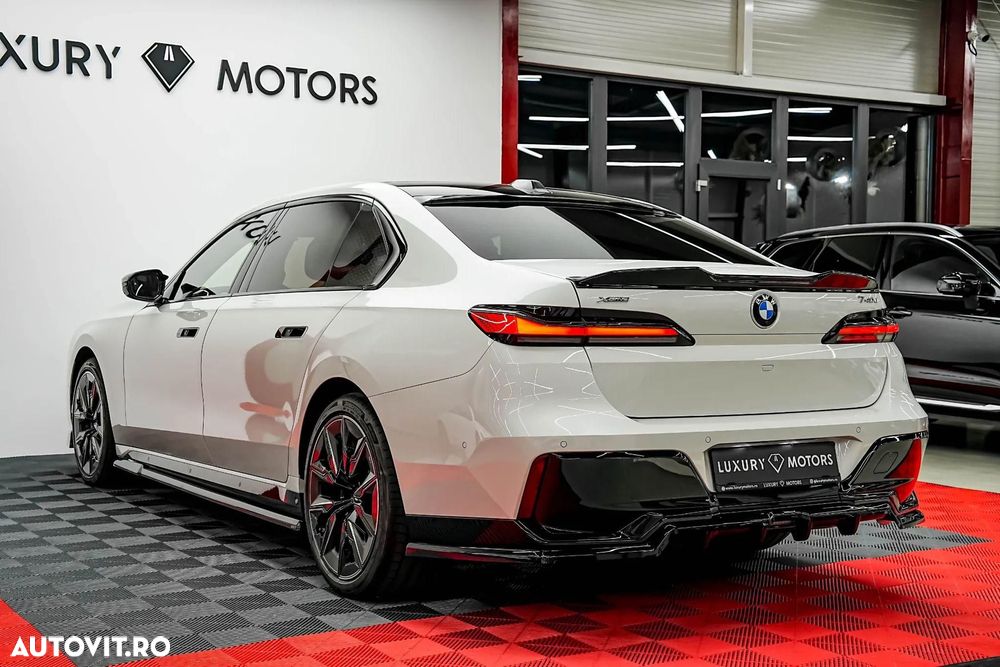 BMW Seria 7 740d xDrive MHEV - 6
