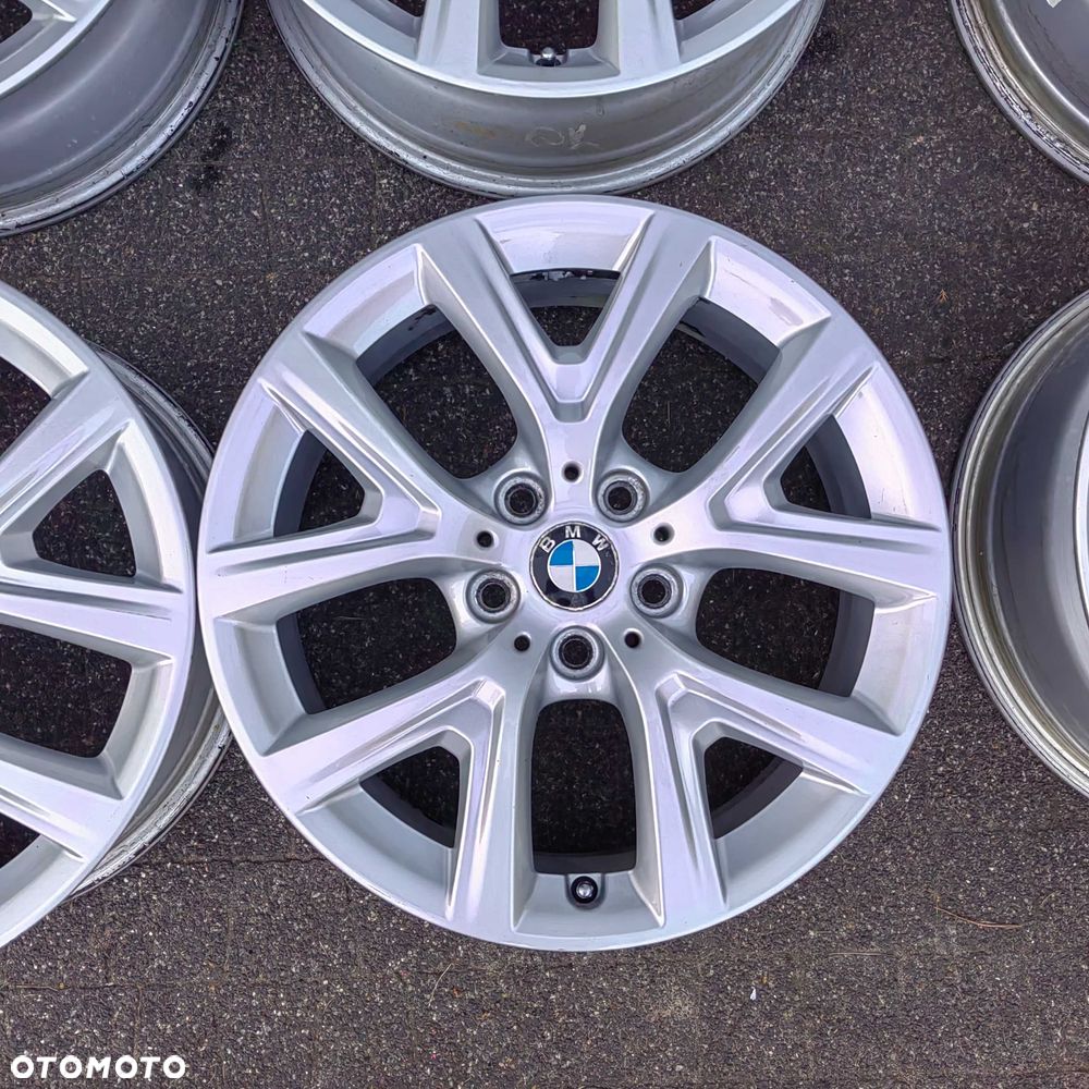 BMW 17' KOMPLET OEM X1 X2 F48 F39 5*112 Seria 1 2 3 Ładne ET39 IS39 OE BMW 6856076 - 2