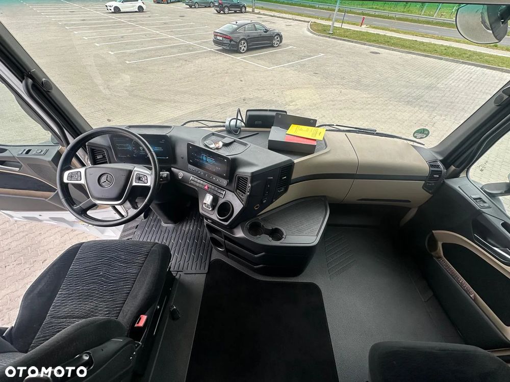 Mercedes-Benz 2548 - 15