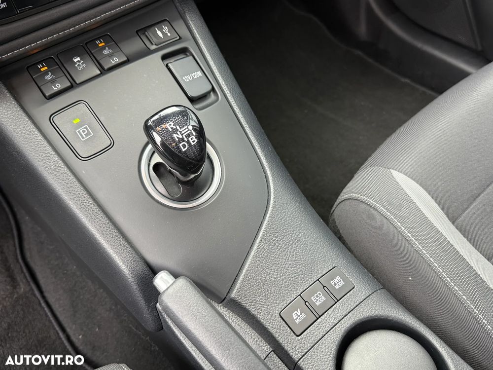 Toyota Auris 1.8 VVT-i Hybrid Automatik Comfort - 17