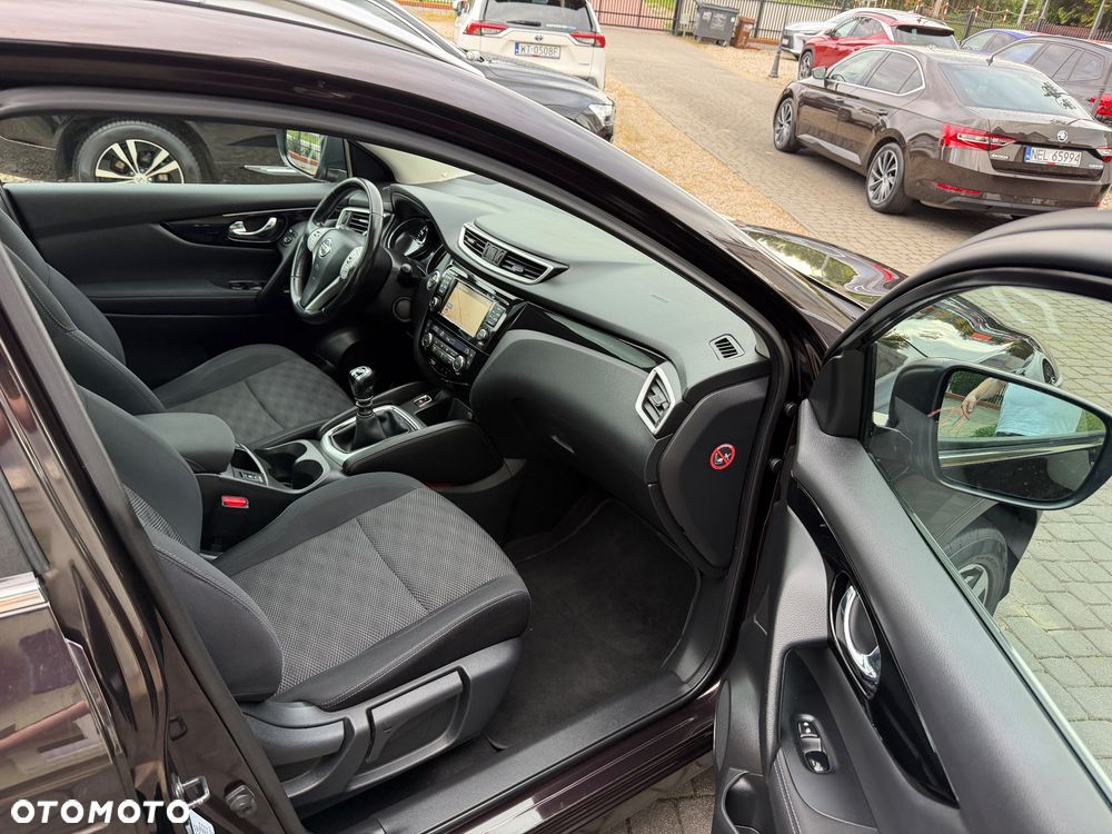 Nissan Qashqai 1.2 DIG-T N-Connecta - 19