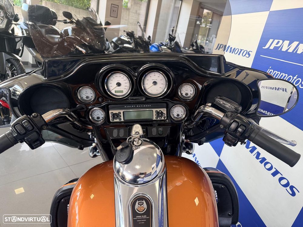 Harley-Davidson Street Glide - 8