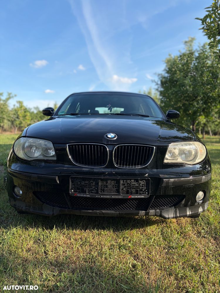 BMW Seria 1 116i - 1
