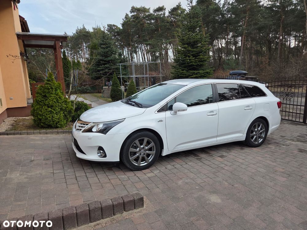 Toyota Avensis 2.2 D-CAT Prestige - 32