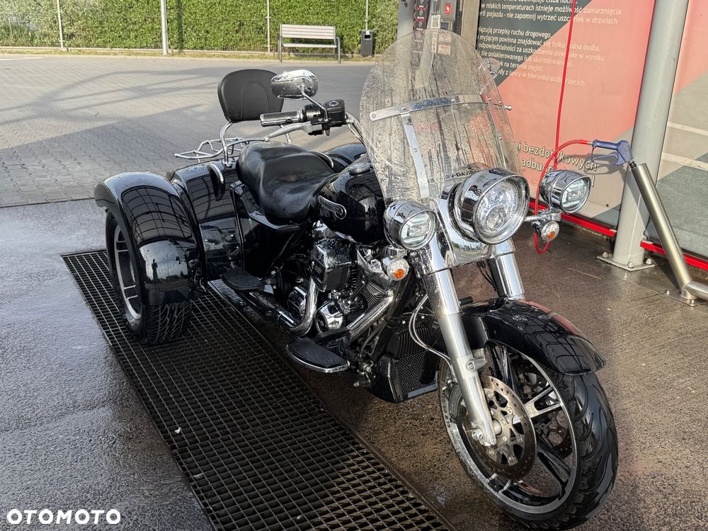 Harley-Davidson Trike Freewheeler - 6