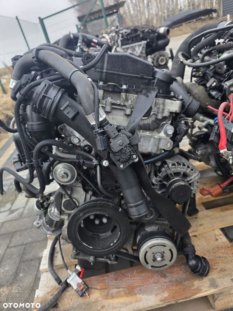 silnik kompletny 1.2 thp pure tech 10xta1 hn02 peugeot 3008 208 citroen c4 - 3