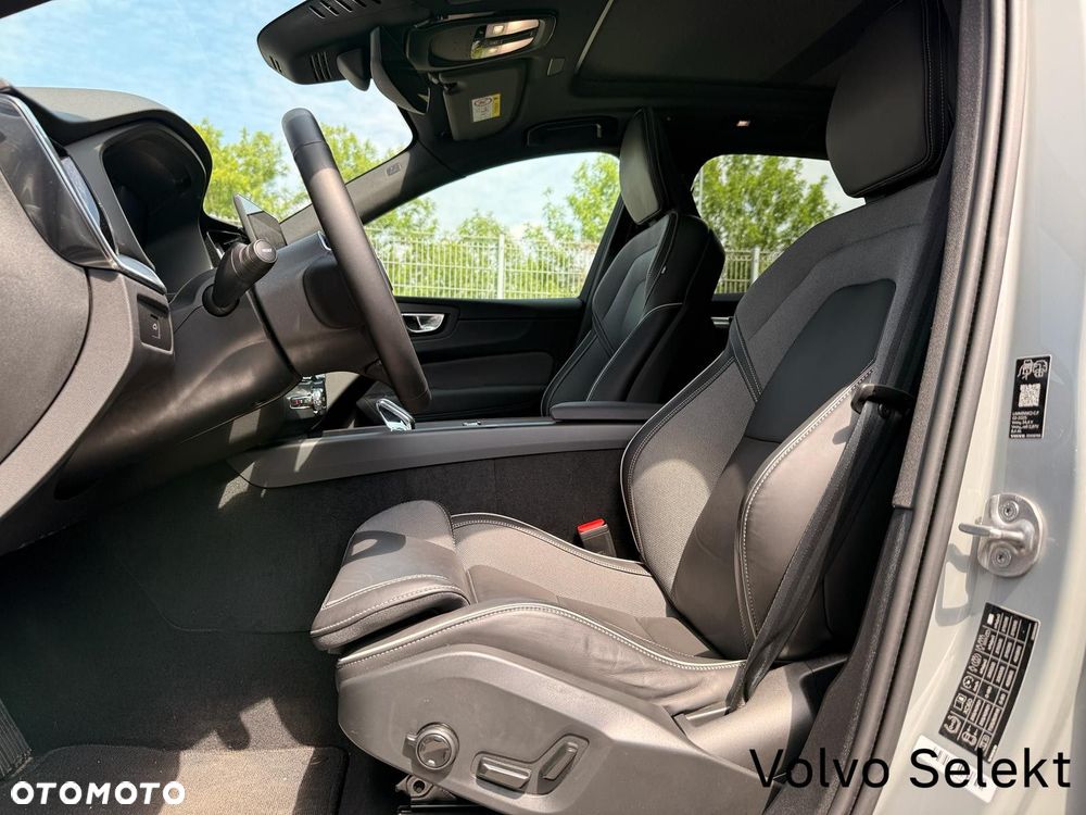 Volvo XC 60 - 30