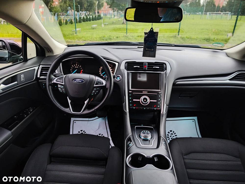 Ford Mondeo - 9