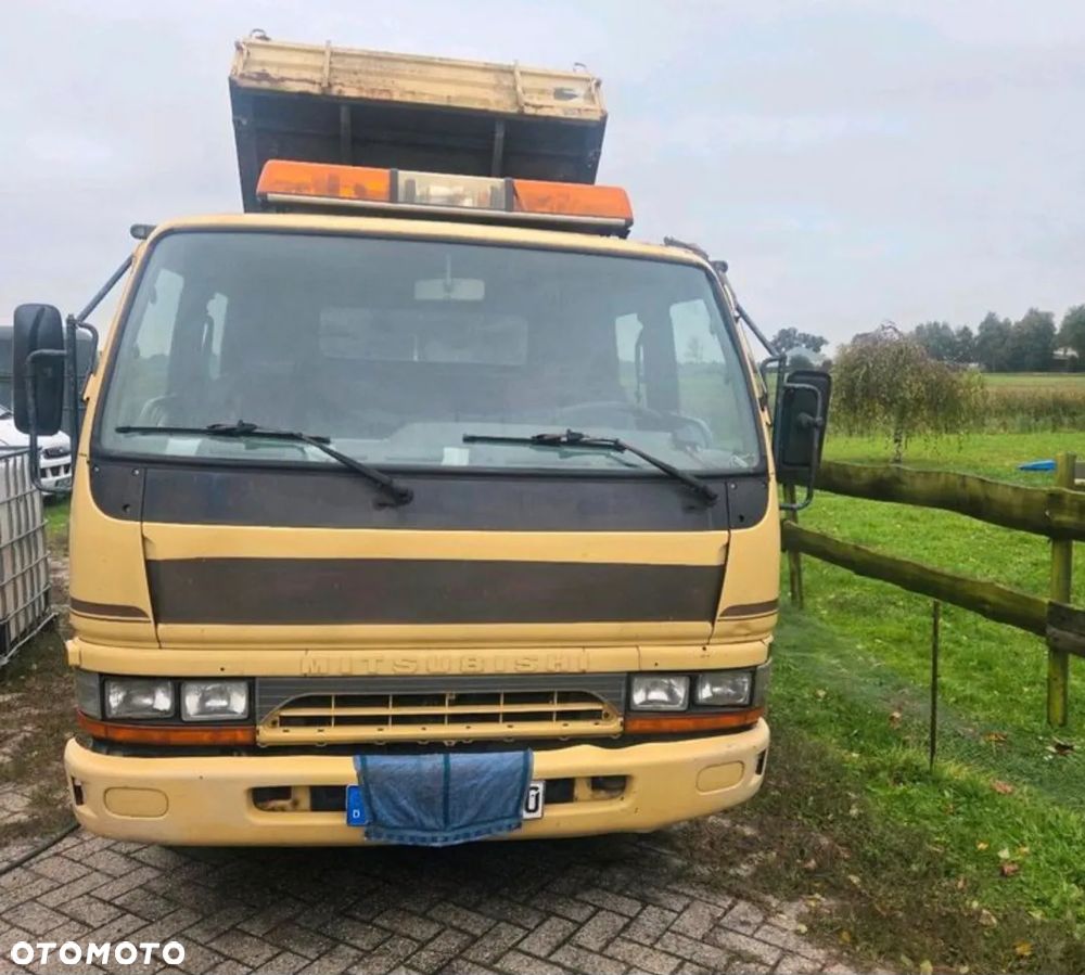 Mitsubishi Canter - 2