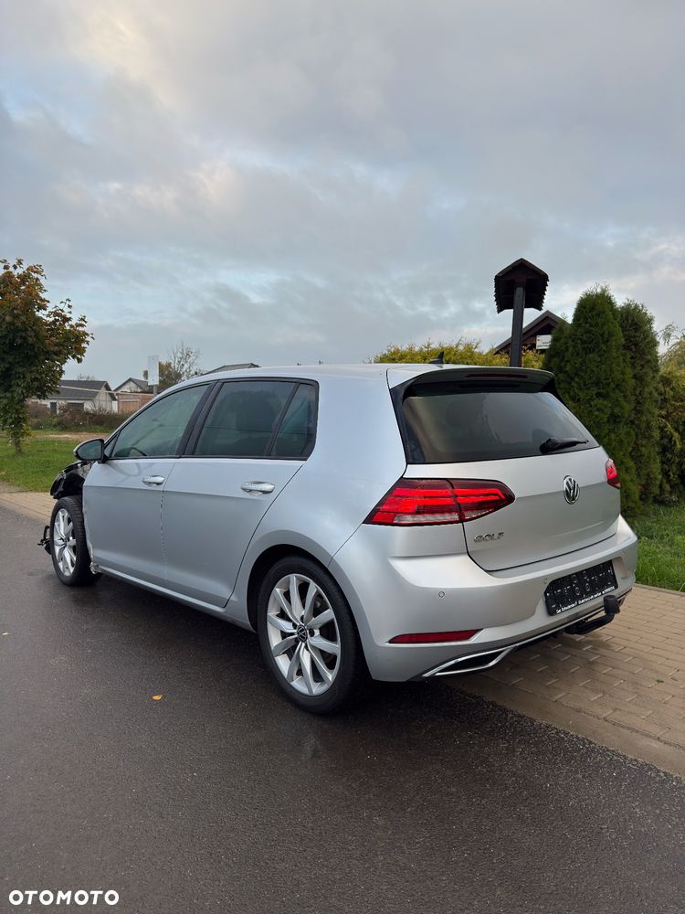 Volkswagen Golf 1.5 TSI ACT (BlueMotion Technology) DSG Comfortline - 4