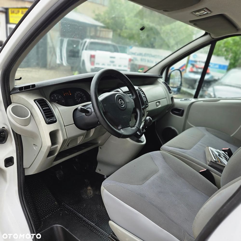 Renault Trafic - 10