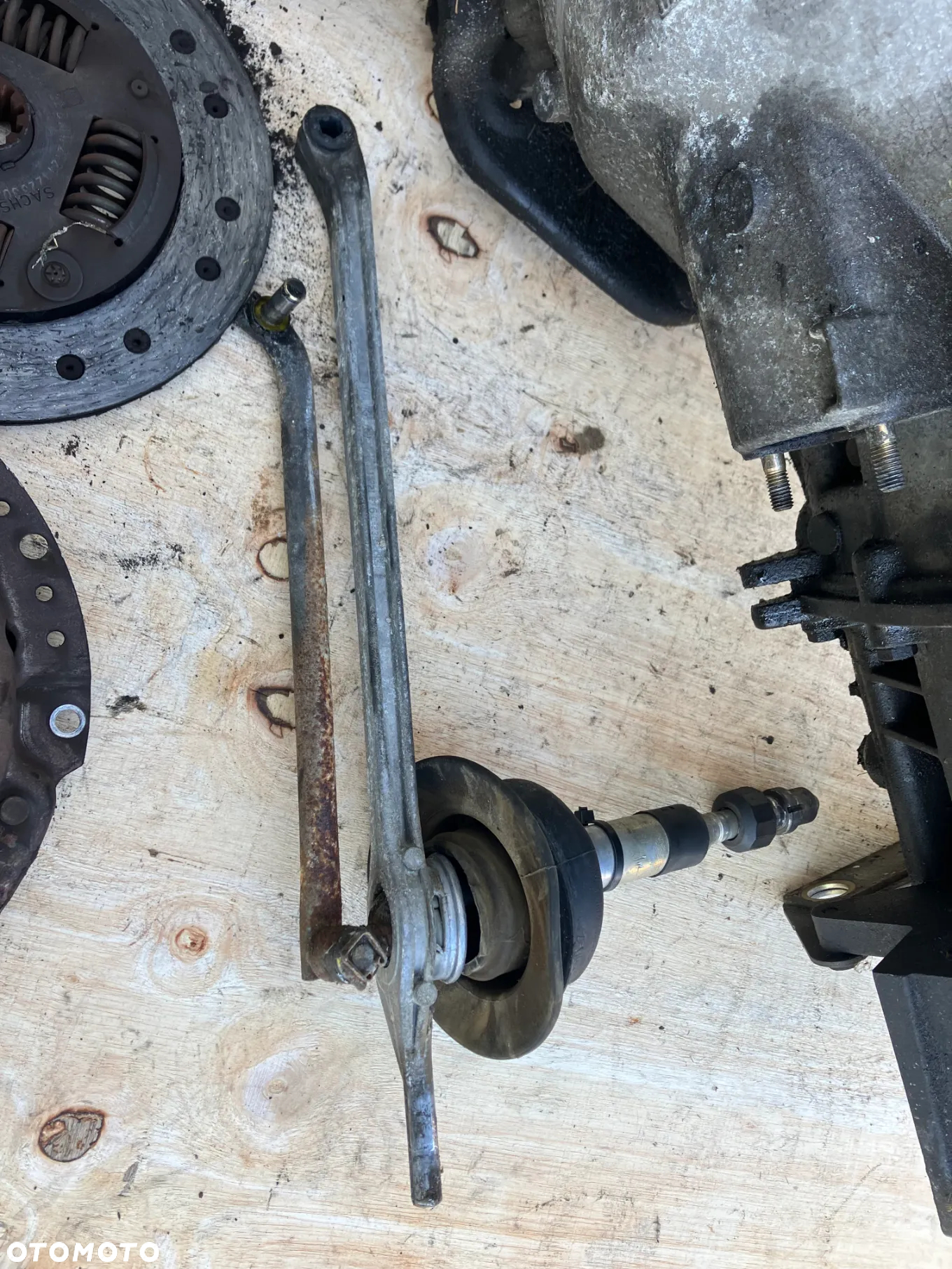 SKRZYNIA SPRZEGŁO BMW E34 M50 JEDNOMAS SZTYWNE KOŁO ZAMACHOWE M50 B20 B25 WYBIERAK ŁAPA SKRZYNI WAŁ PRZEKŁADKA AUTOMATU 1221934 1139036 1221676 - 8