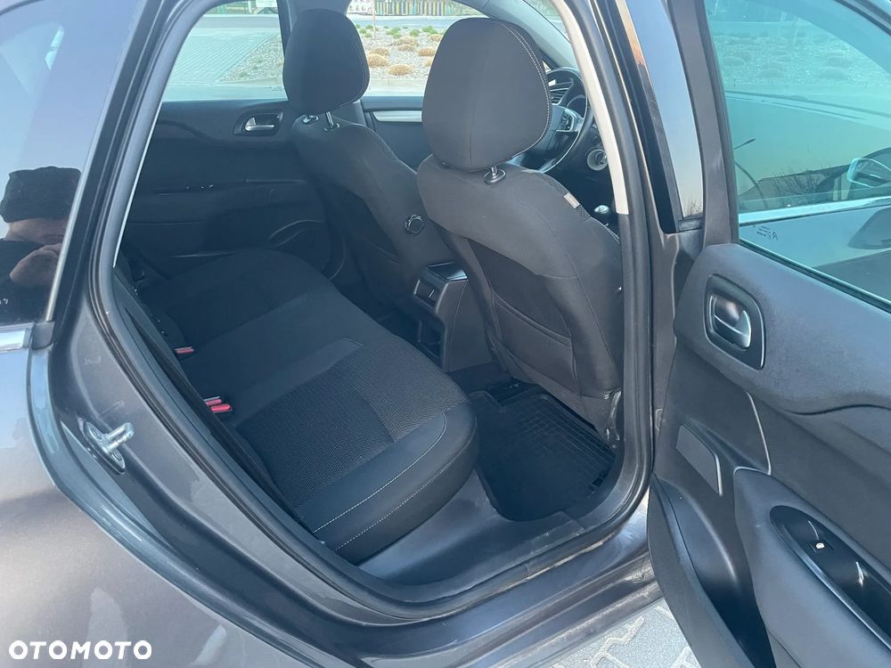 Citroën C4 1.2 e-THP Exclusive - 9