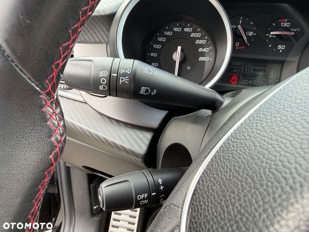 Alfa Romeo Giulietta 1750 TBi Veloce TCT - 39