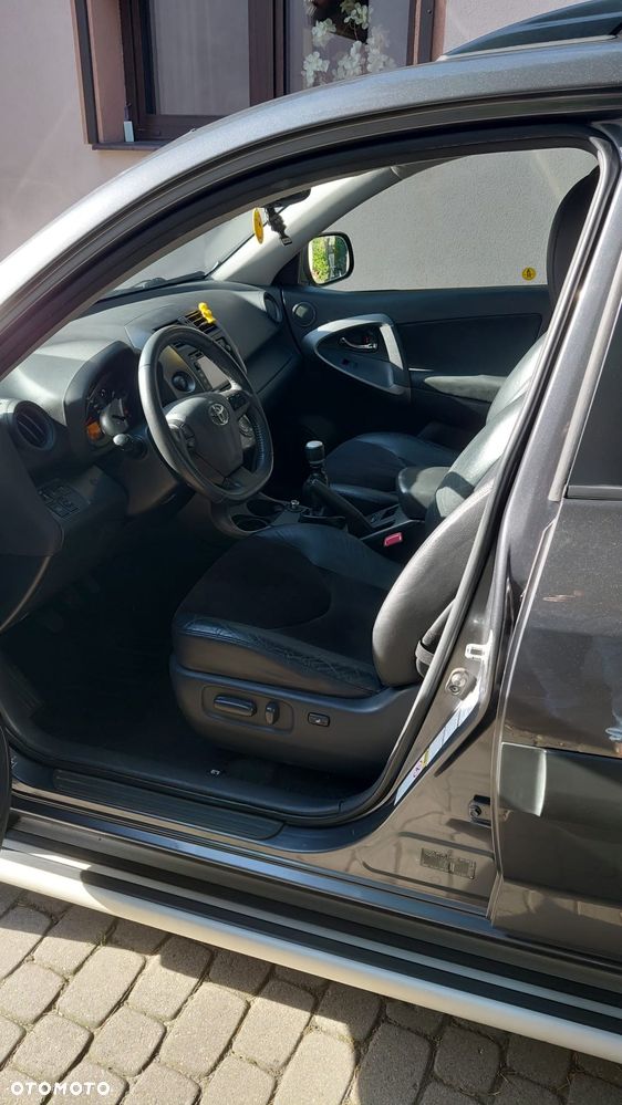 Toyota RAV4 2.2 D-4D Sol - 5