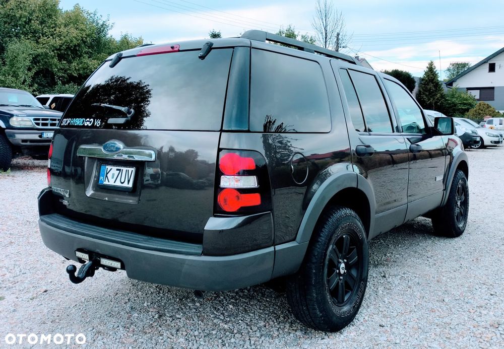Ford Explorer 4.0 4WD - 5