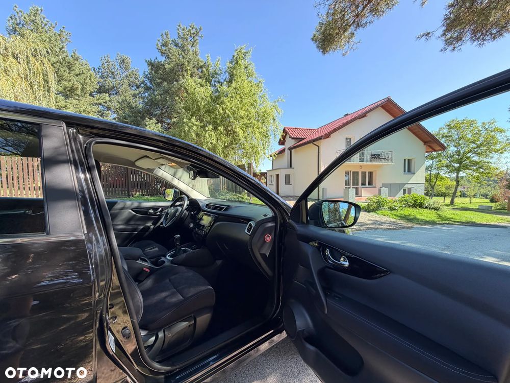 Nissan Qashqai 1.2 DIG-T Tekna+ - 24