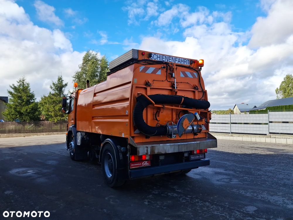 Mercedes-Benz Axor 1823 Zamiatarka HSW Explorer 6 Do Szyn Kolejowych Pojazd Szynowo Drogowy Czyszenie Szyn Torów Kolejowych - 10
