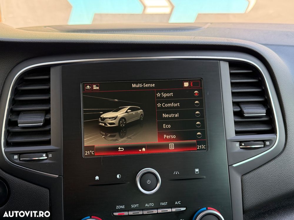 Renault Megane BLUE dCi 115 GT LINE - 17