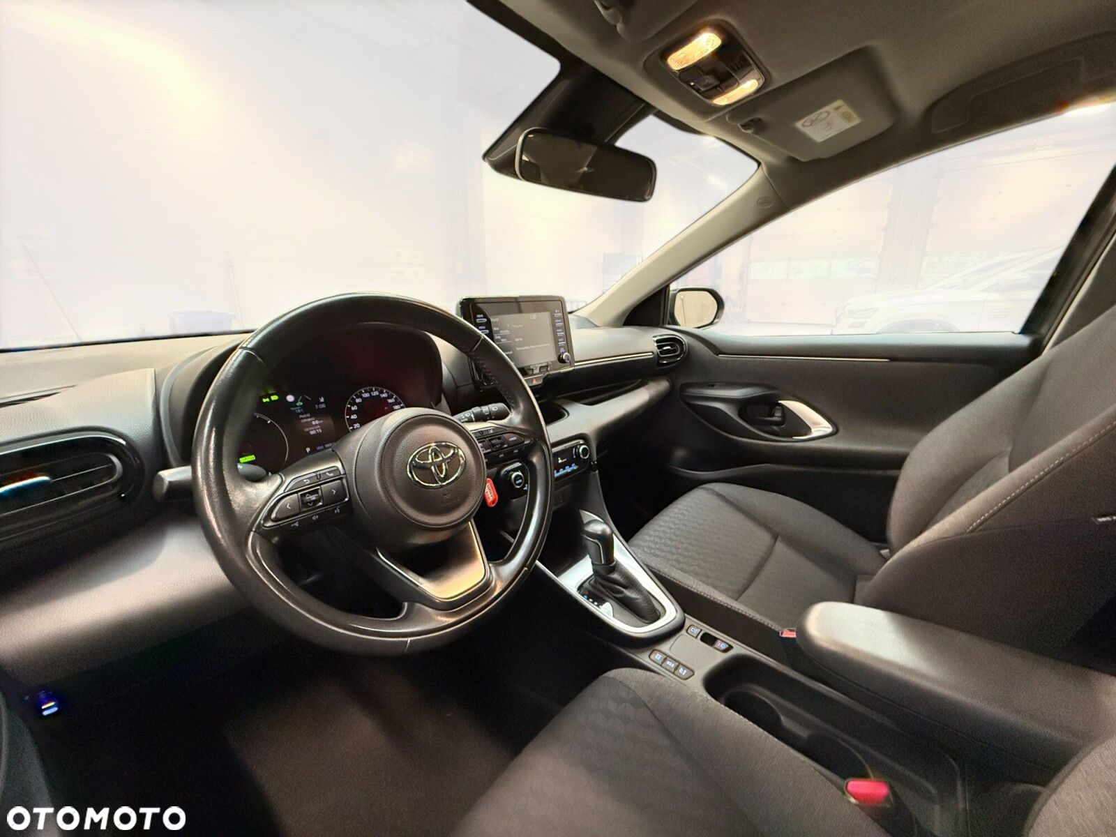 Toyota Yaris - 18