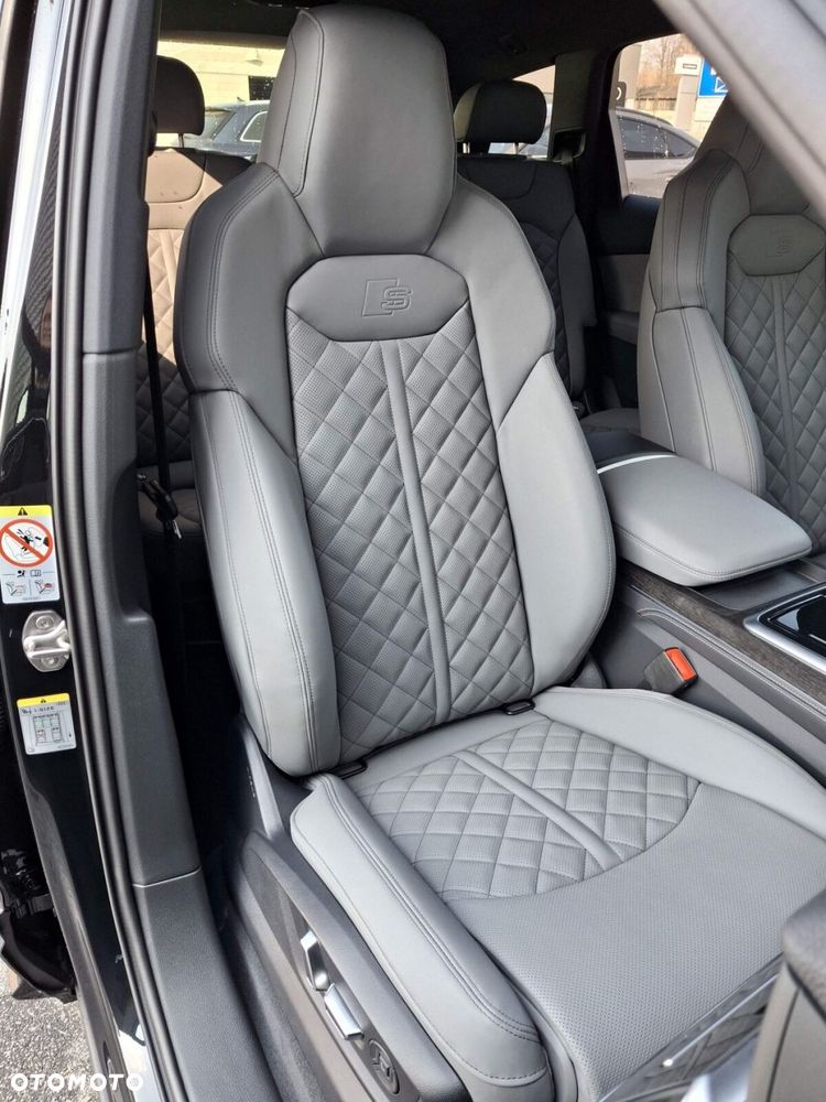 Audi Q7 - 18