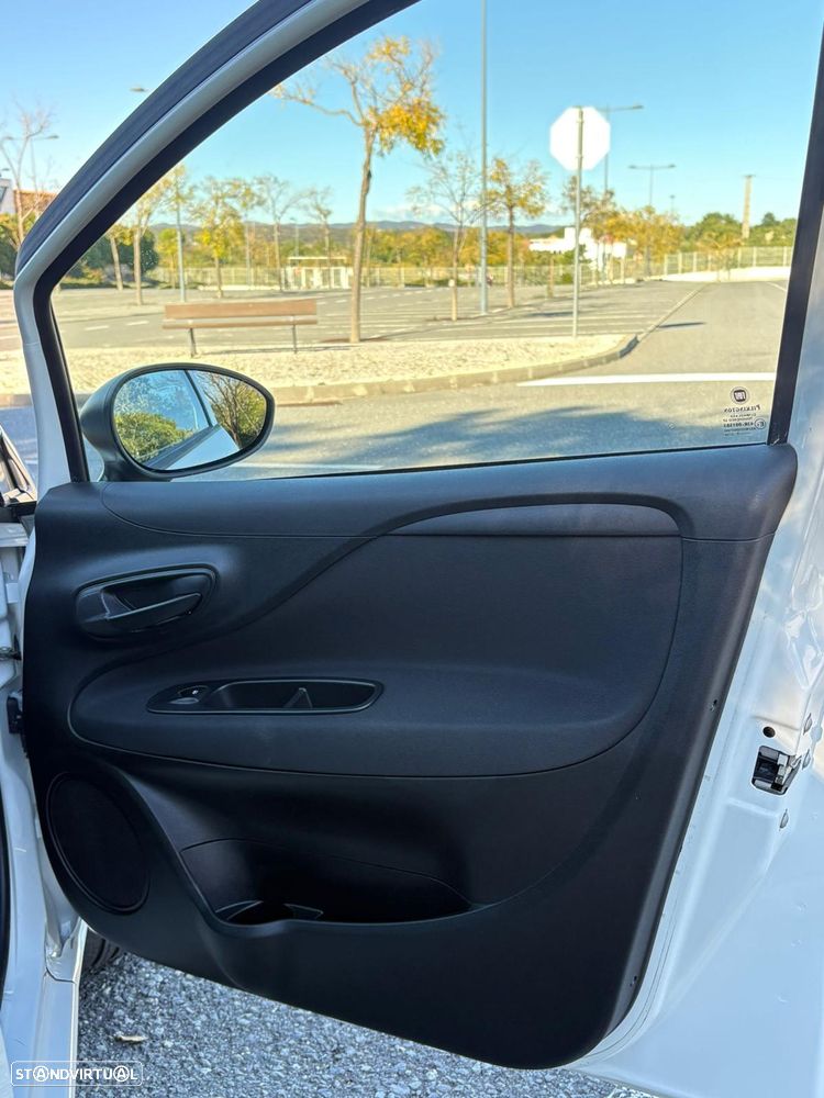 Fiat Punto 1.3 M-Jet Easy S&S - 5