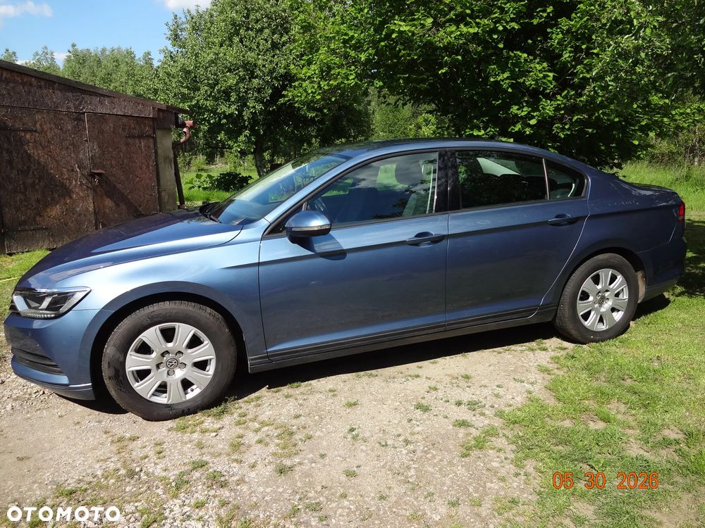 Volkswagen Passat 1.4 TSI BMT Trendline - 18