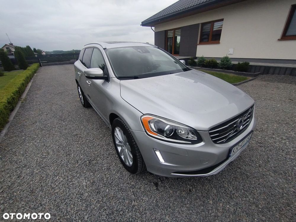 Volvo XC 60 T5 Drive-E Momentum - 2