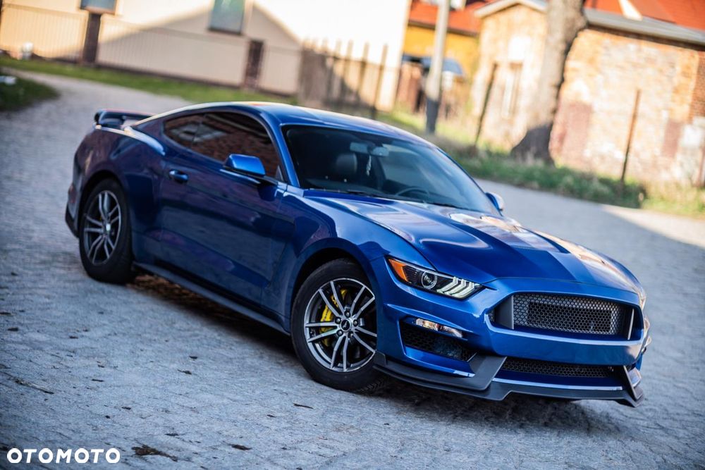 Ford Mustang 5.0 V8 GT - 17