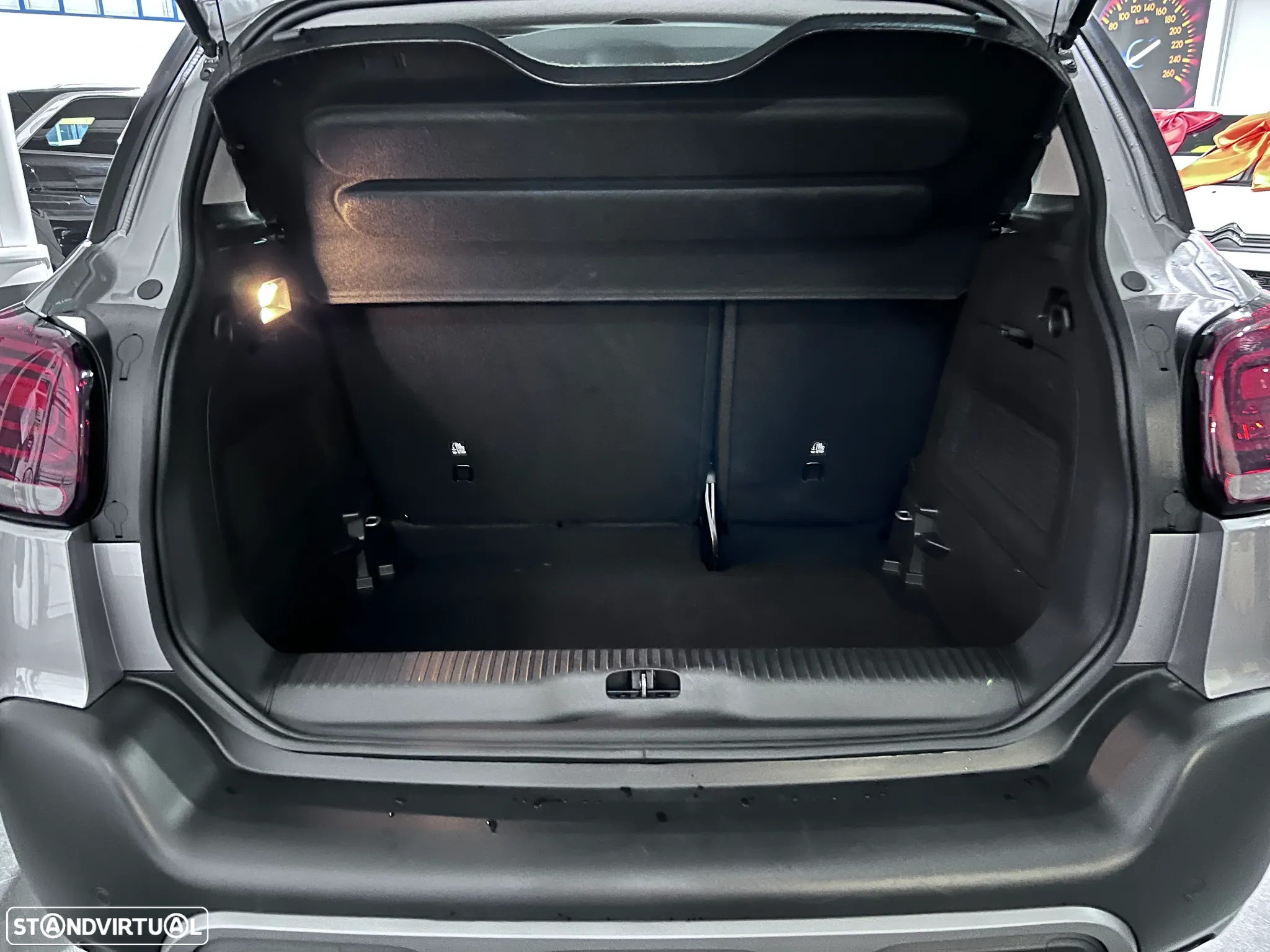Citroën C3 Aircross 1.2 PureTech Shine - 3