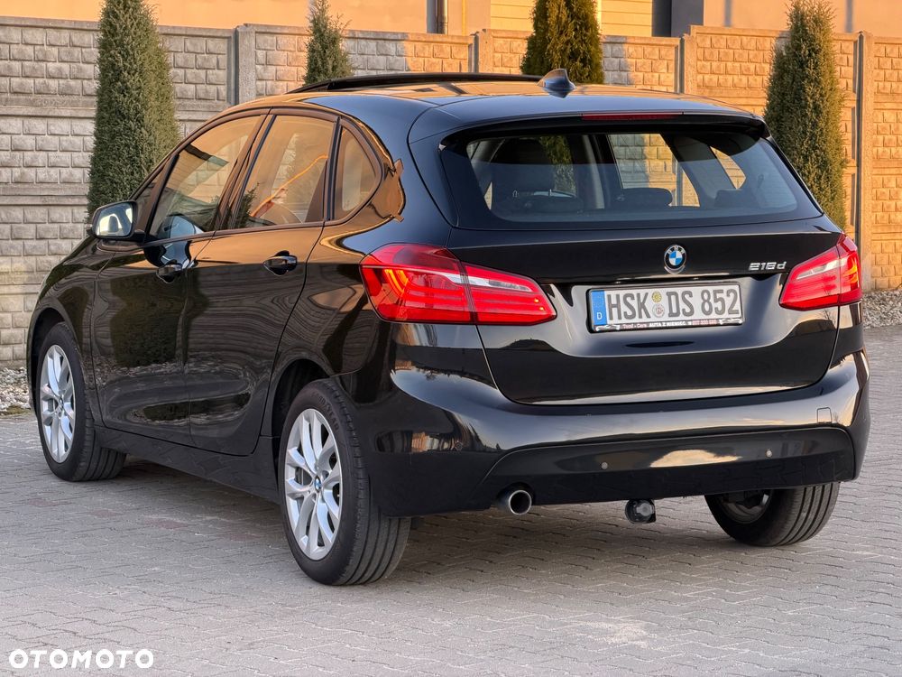 BMW Seria 2 218d - 2