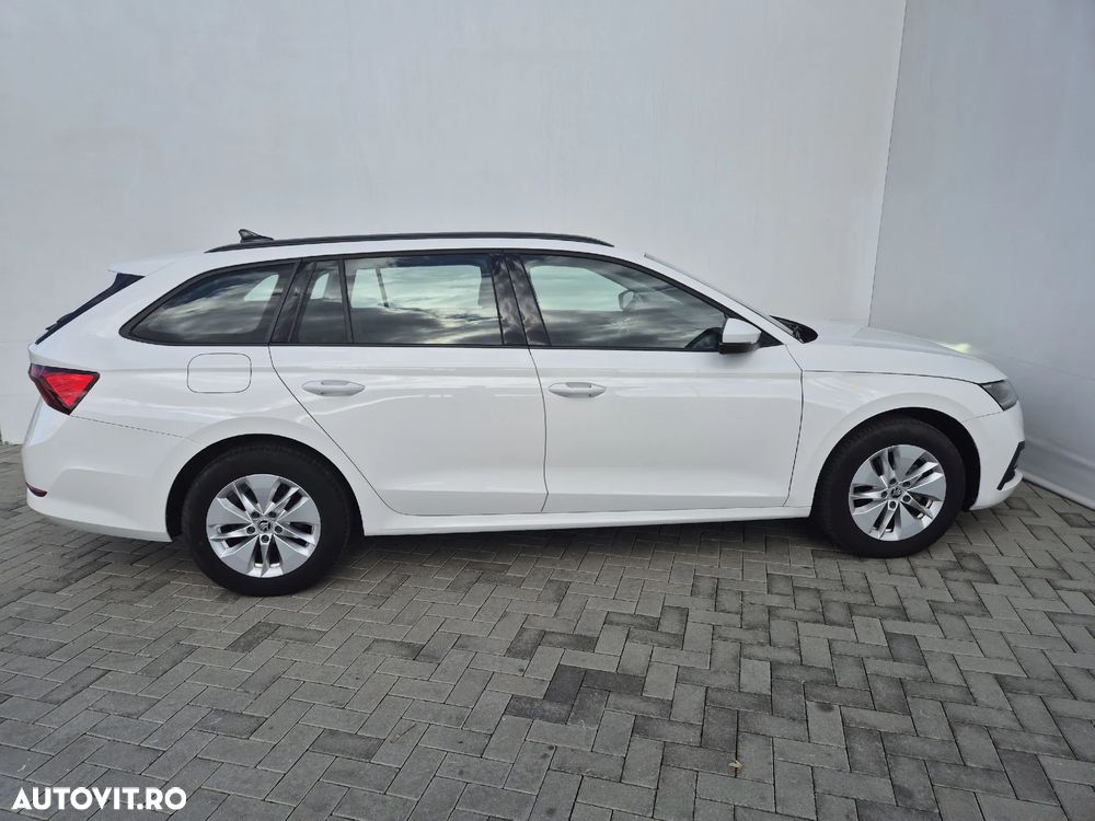 Skoda Octavia Combi 2.0 TDI Ambition - 6