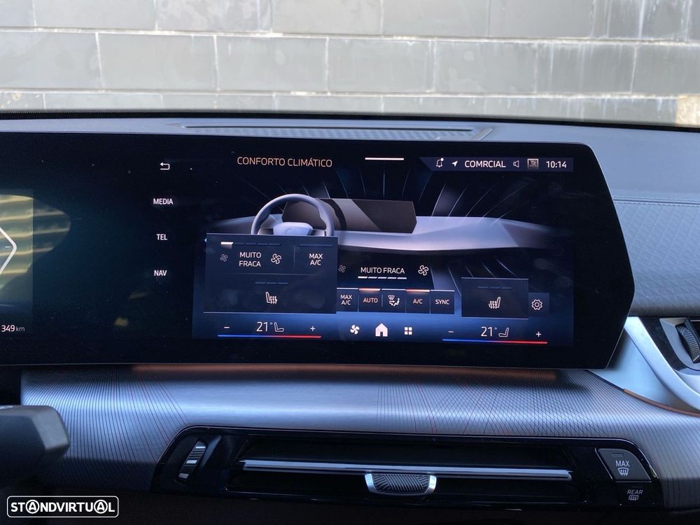 BMW iX2 eDrive20 Pack Desportivo M Pro - 9