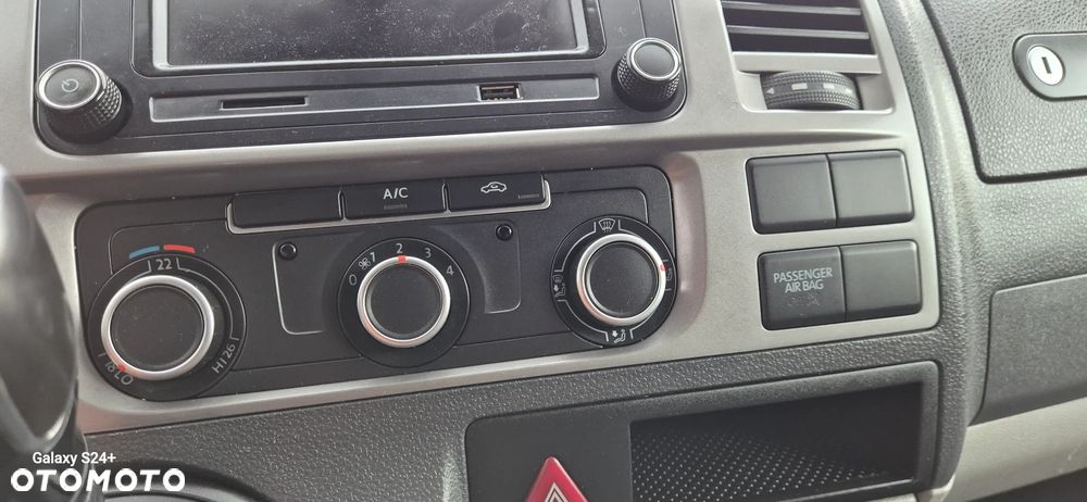 Volkswagen Transporter t5 - 30