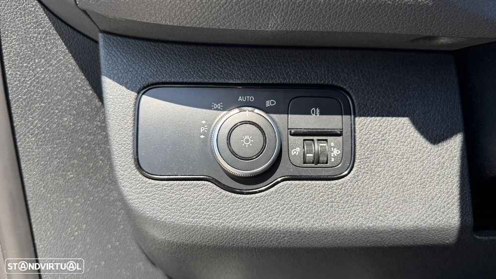 Mercedes-Benz Sprinter 314 CDI37 CX Automática - 23
