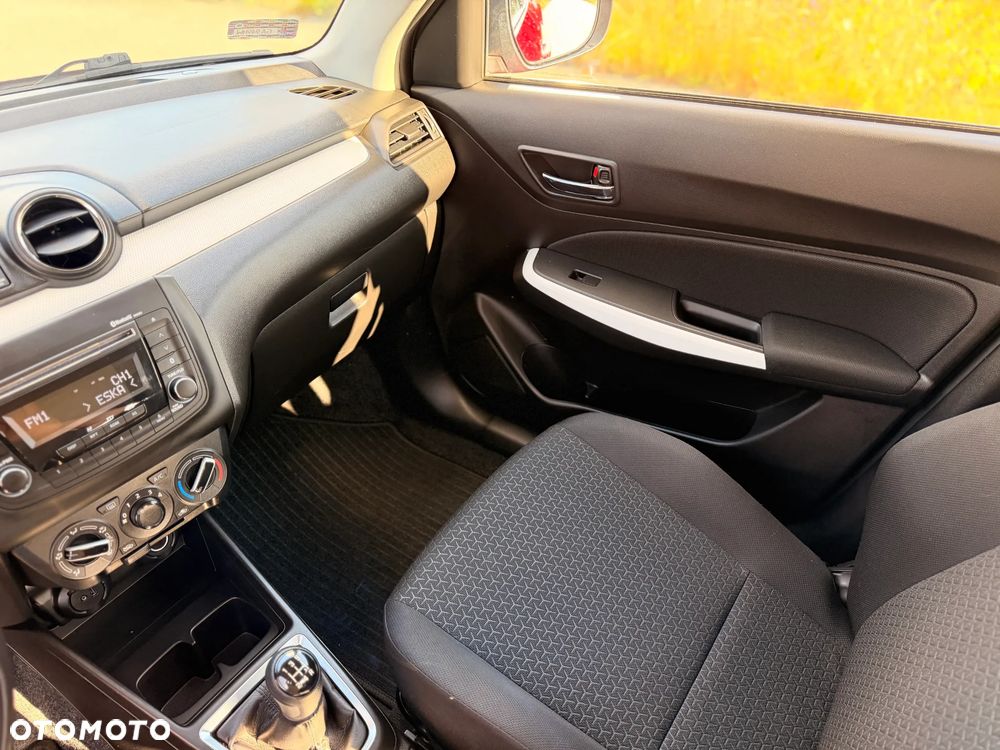 Suzuki Swift 1.2 Dualjet SHVS Premium - 24