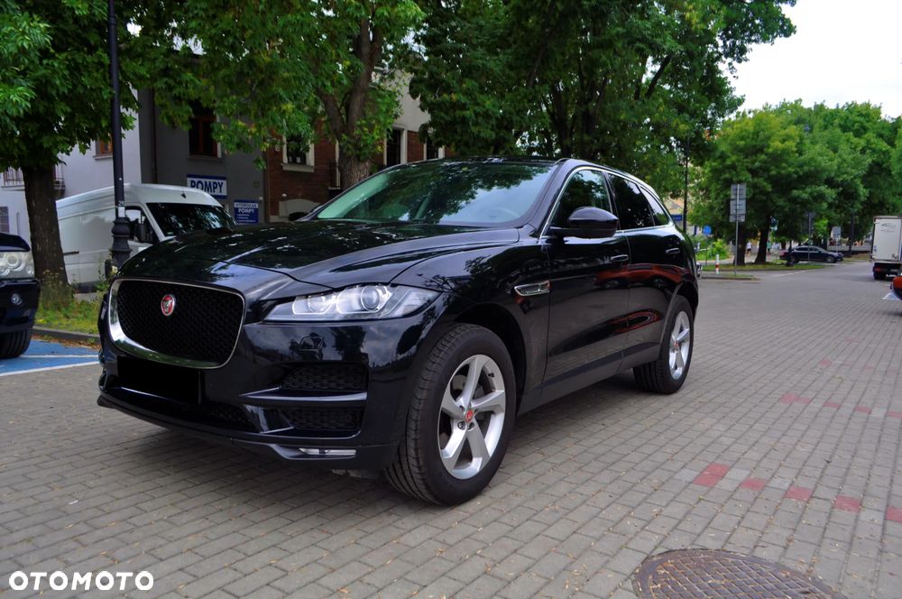 Jaguar F-Pace - 4