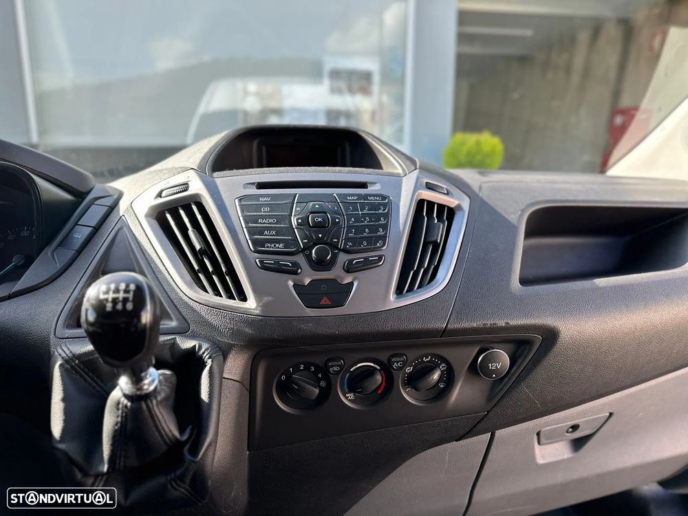 Ford Transit Custom 2.0 TDCi - 19