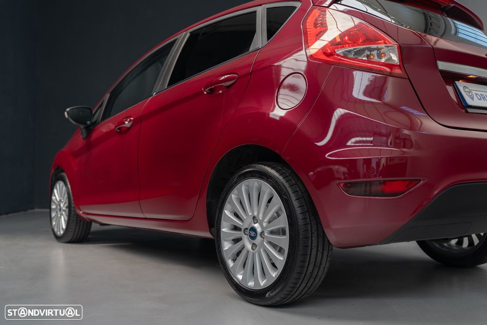 Ford Fiesta 1.4 TDCI Titanium - 28