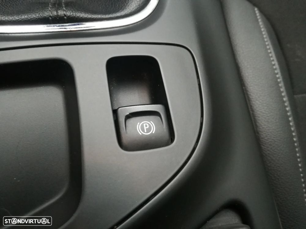 Opel Insignia Sports Tourer 2.0 CDTi Executive S/S - 27