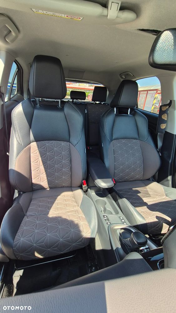 Toyota Yaris Cross - 17