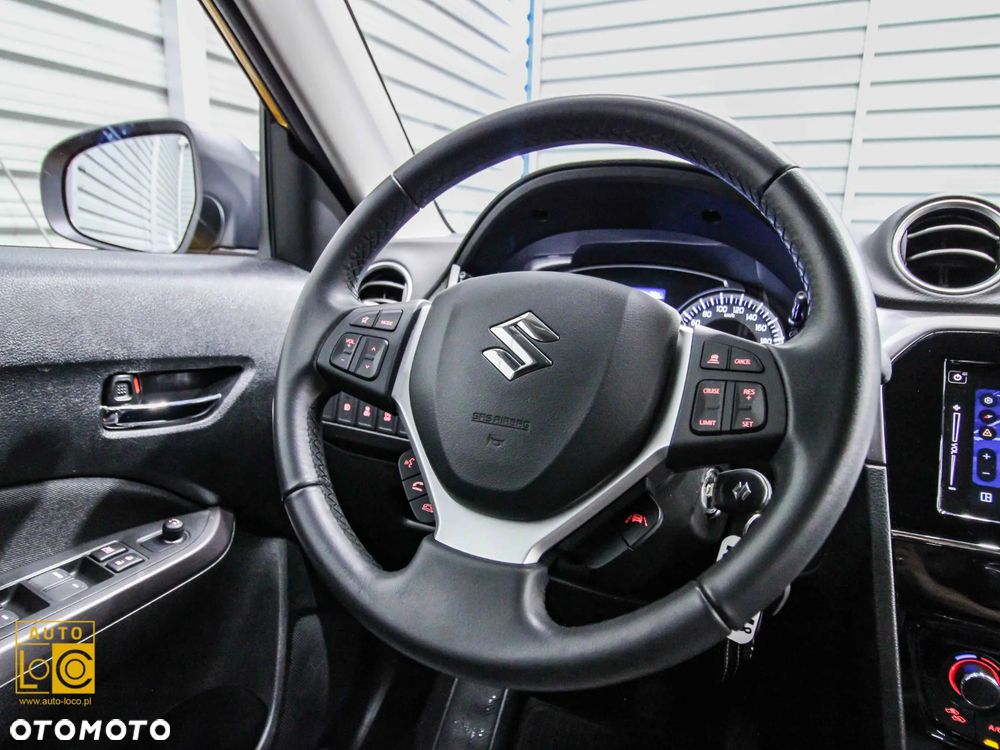 Suzuki Vitara 1.4 Boosterjet mHEV Premium 2WD - 24