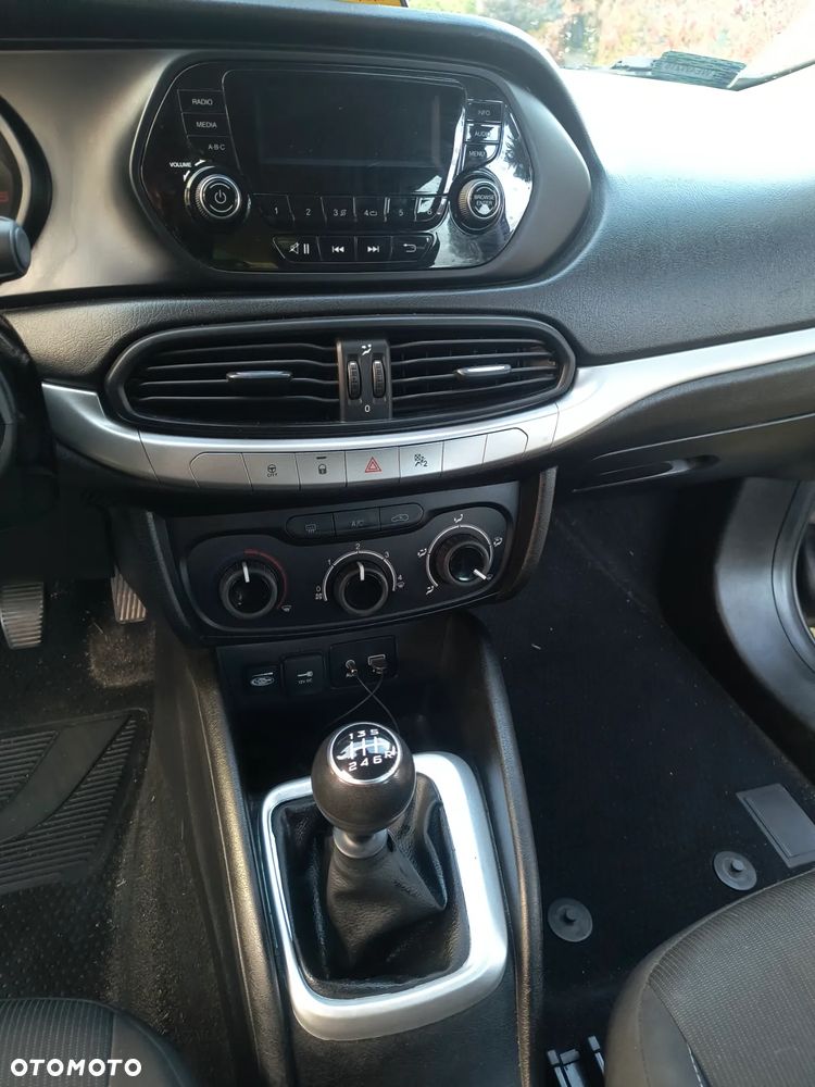 Fiat Tipo 1.4 16v Pop - 3