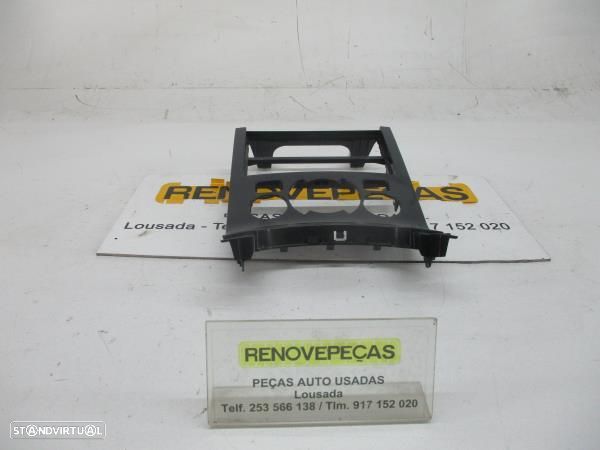 Moldura / Estrutura Consola Central / Rádio Peugeot 3008 Veículo Multi - 1