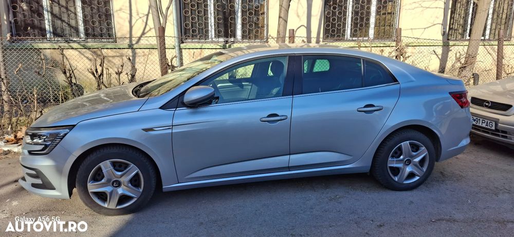 Renault Megane TCe 140 GPF EDC Techno - 13