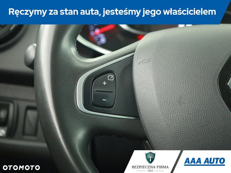 Renault Clio - 17