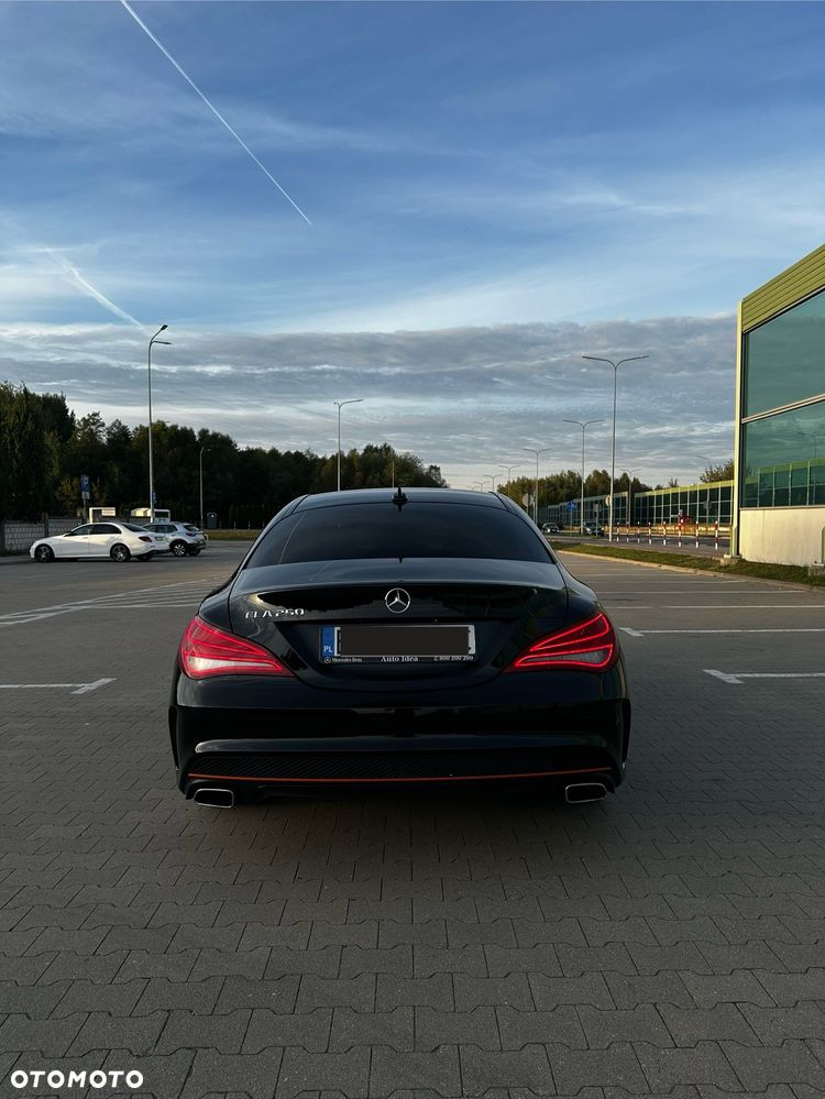 Mercedes-Benz CLA 250 7G-DCT AMG Line - 6